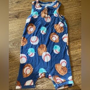 Posh Peanut onesie.  Great condition. Very soft. 9-12m. $25